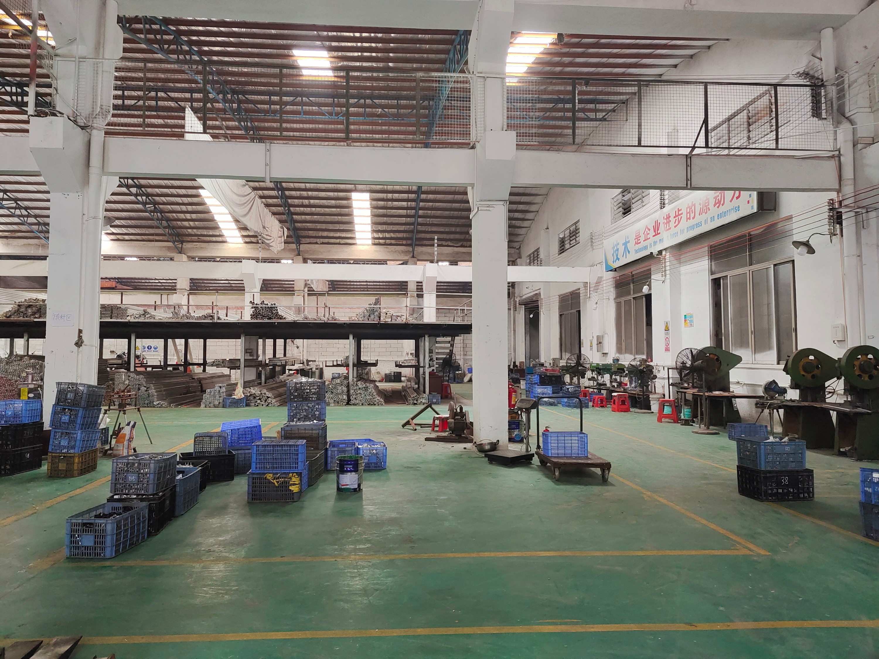 宣清門窗配件-車間全景