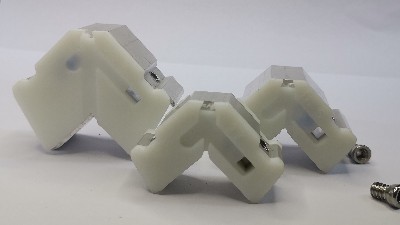 系統門窗注膠角碼的廠家